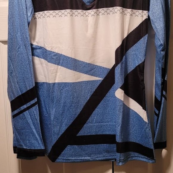 Tunic Color Block Long Sleeve Shirt - Picture 2 of 3